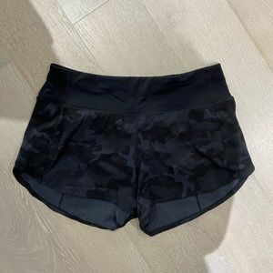 Lululemon 4inch speed up shorts